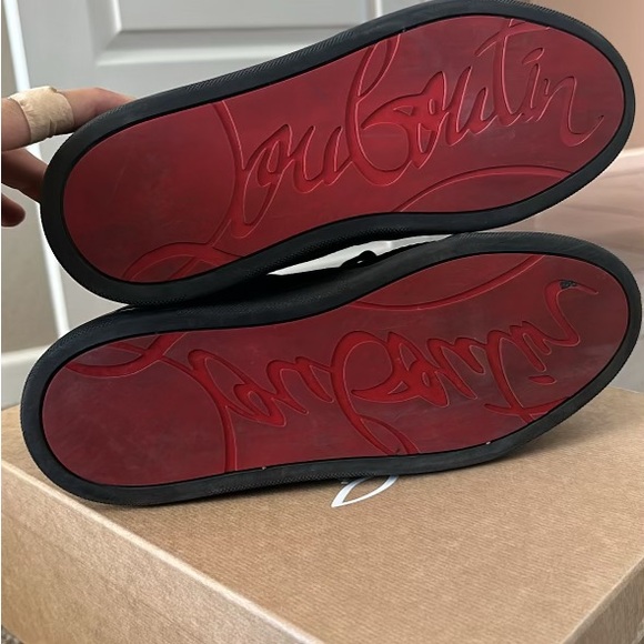 43.5 only worn a couple times - Picture 4 of 5